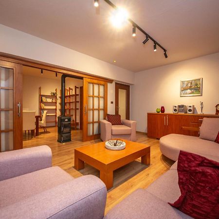 Blloku Unique Apartments 3 تيرانا المظهر الخارجي الصورة