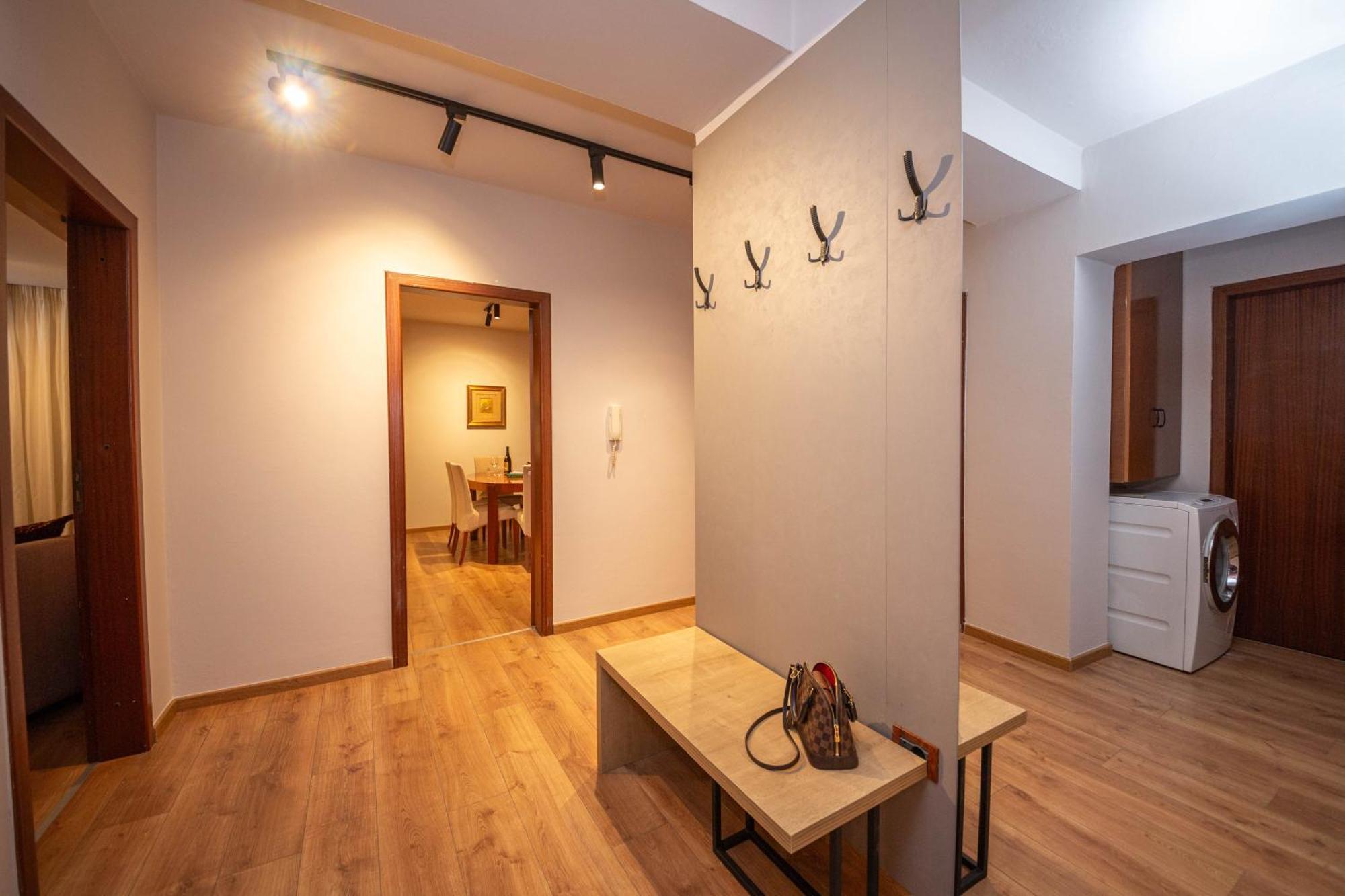 Blloku Unique Apartments 3 تيرانا المظهر الخارجي الصورة