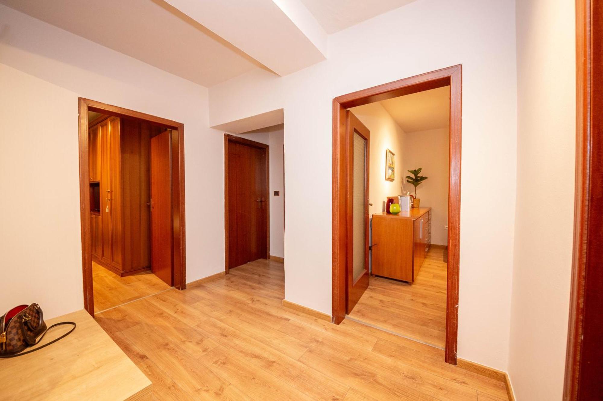 Blloku Unique Apartments 3 تيرانا المظهر الخارجي الصورة