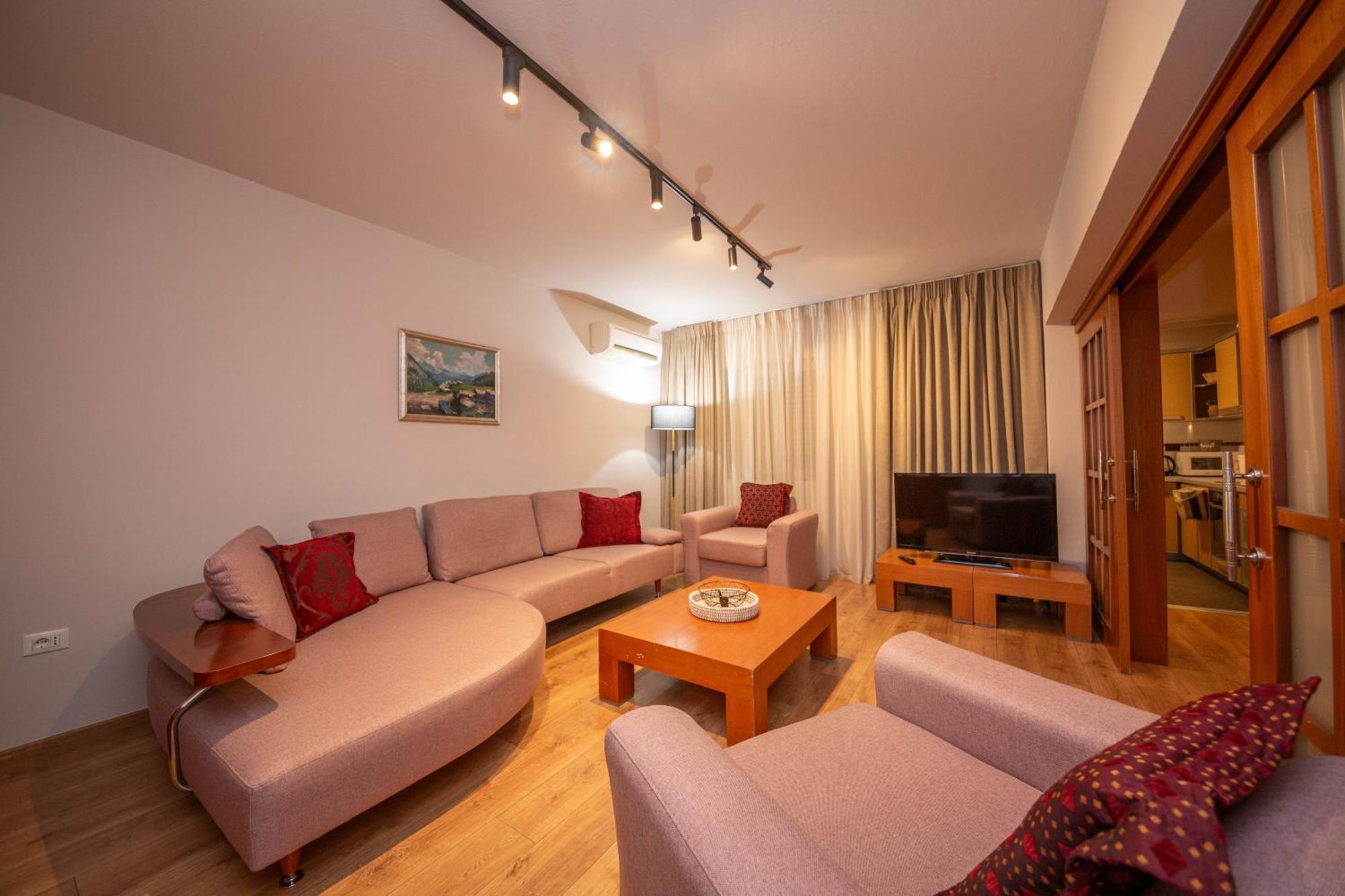 Blloku Unique Apartments 3 تيرانا المظهر الخارجي الصورة
